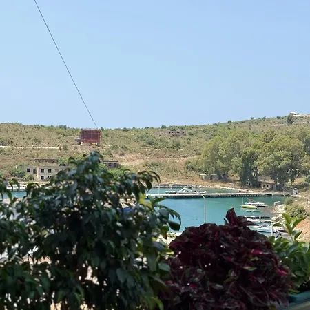 Del Mare Hotel *